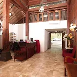 Oyo 171 Lotus Art Garden Hotel