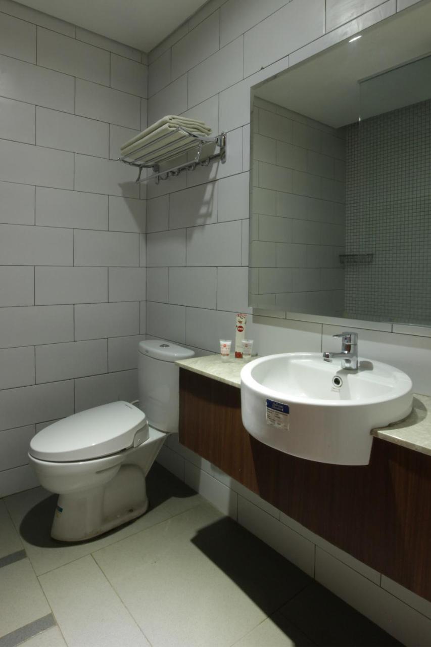 Hotel Oyo 171 Lotus Art Garden 2*